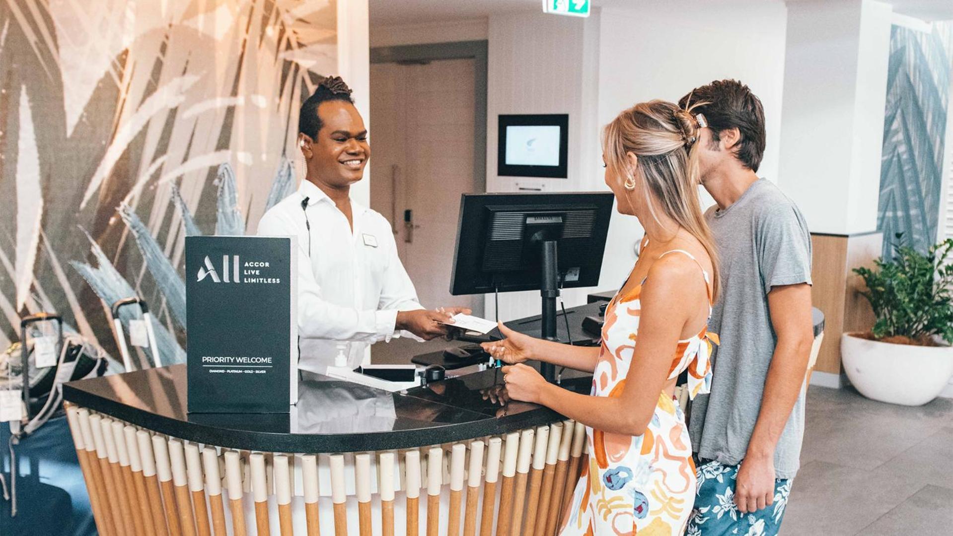 Novotel Cairns Oasis Resort Экстерьер фото