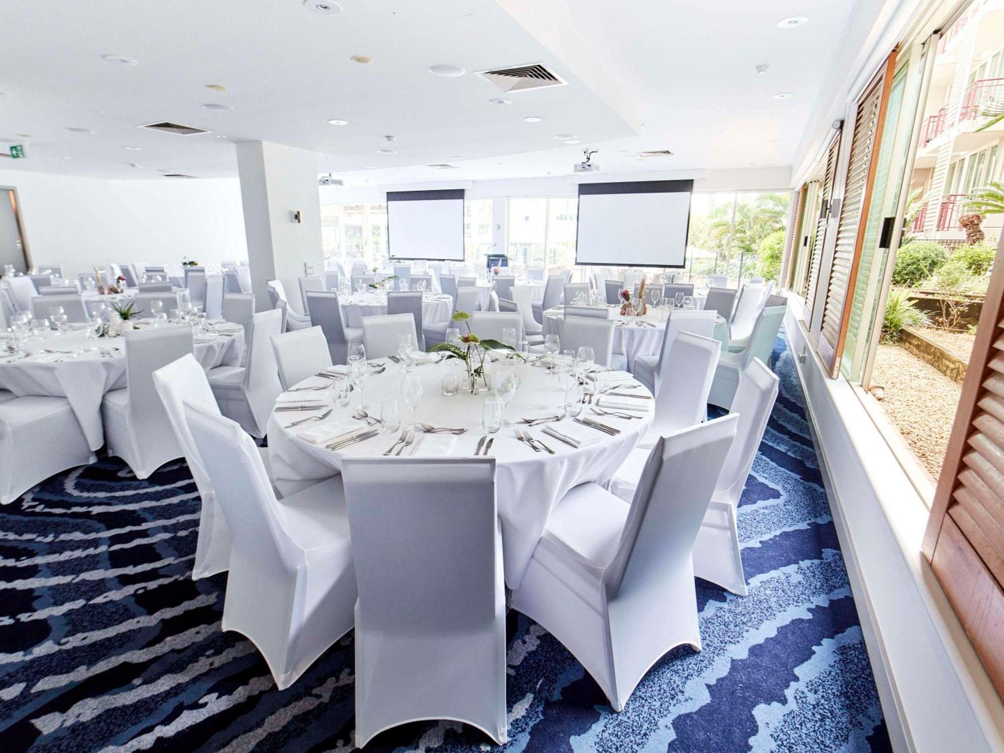 Novotel Cairns Oasis Resort Экстерьер фото
